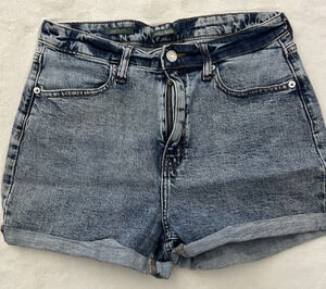 Wild Fable Womens 8/29 High Rise Cuffed Denim Jean Shorts Light Wash Blue
